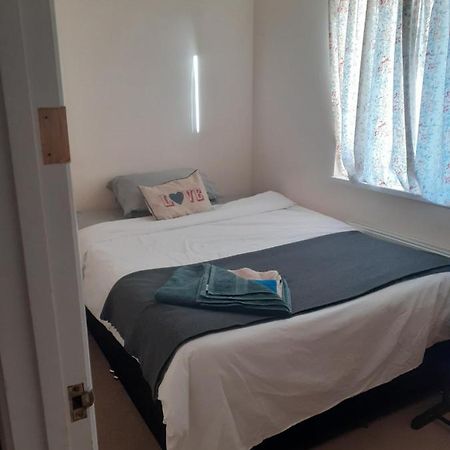 Carters Guesthouse Milton Keynes Extérieur photo
